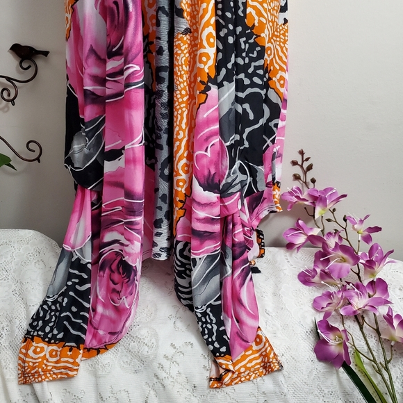 Beautiful Asymmetrical Midi Dress - Picture 4 of 10